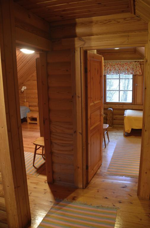 Lomapesae Cottages Pertunmaa Room photo