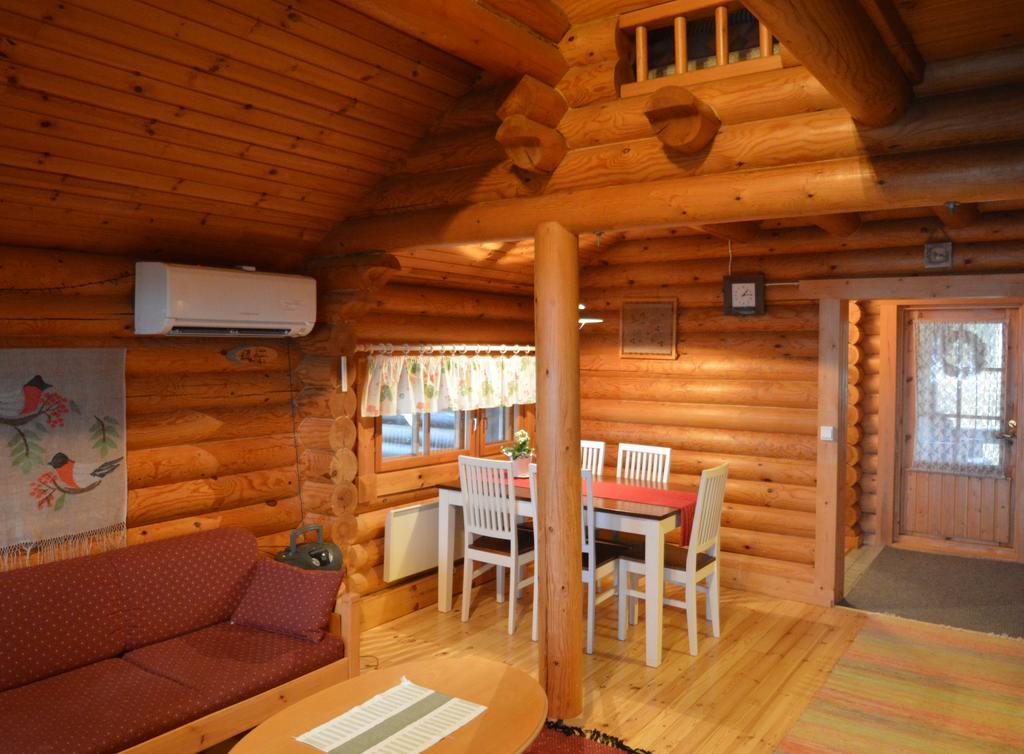 Lomapesae Cottages Pertunmaa Room photo