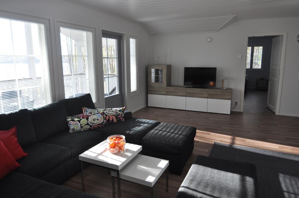 Lomapesae Cottages Pertunmaa Room photo